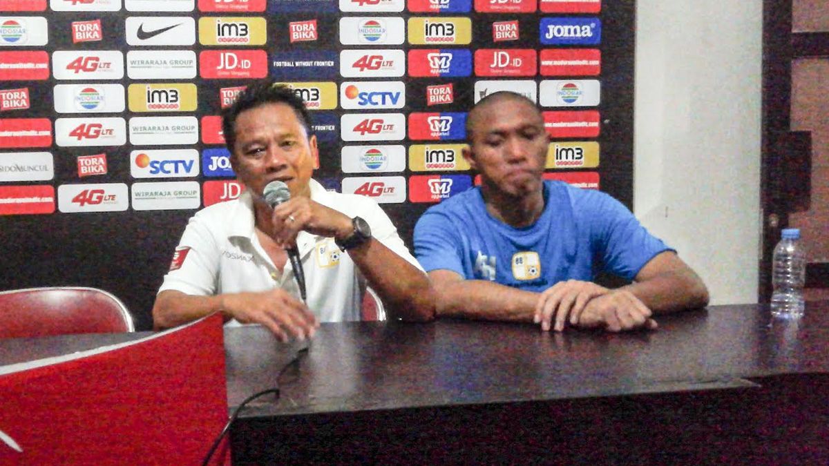 Pelatih Barito Putera, Mundari Karya. Copyright: &copy; Ian/Indosport